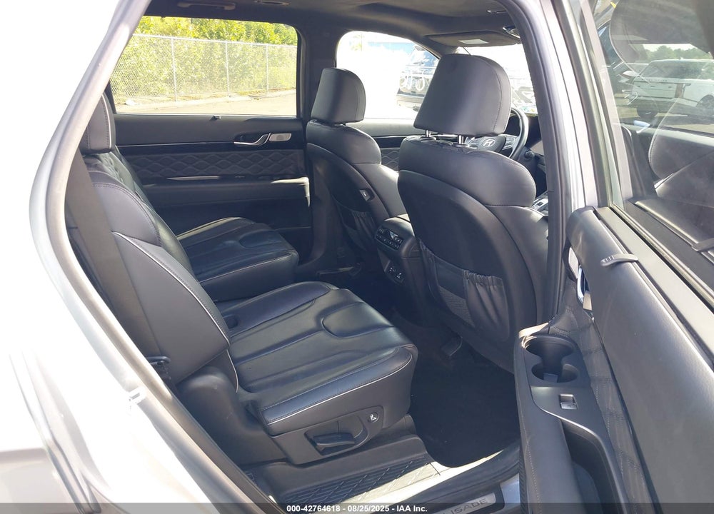 2020 HYUNDAI PALISADE LIMITED VIN: KM8R5DHE5LU082137
