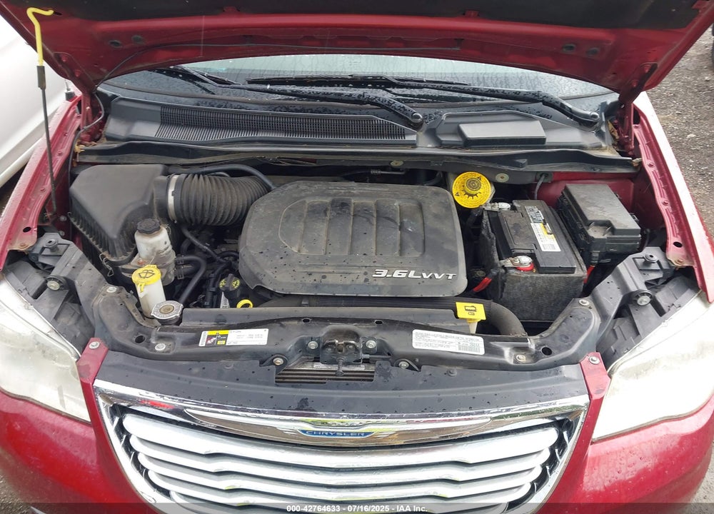 2014 CHRYSLER TOWN & COUNTRY TOURING VIN: 2C4RC1BG2ER417986