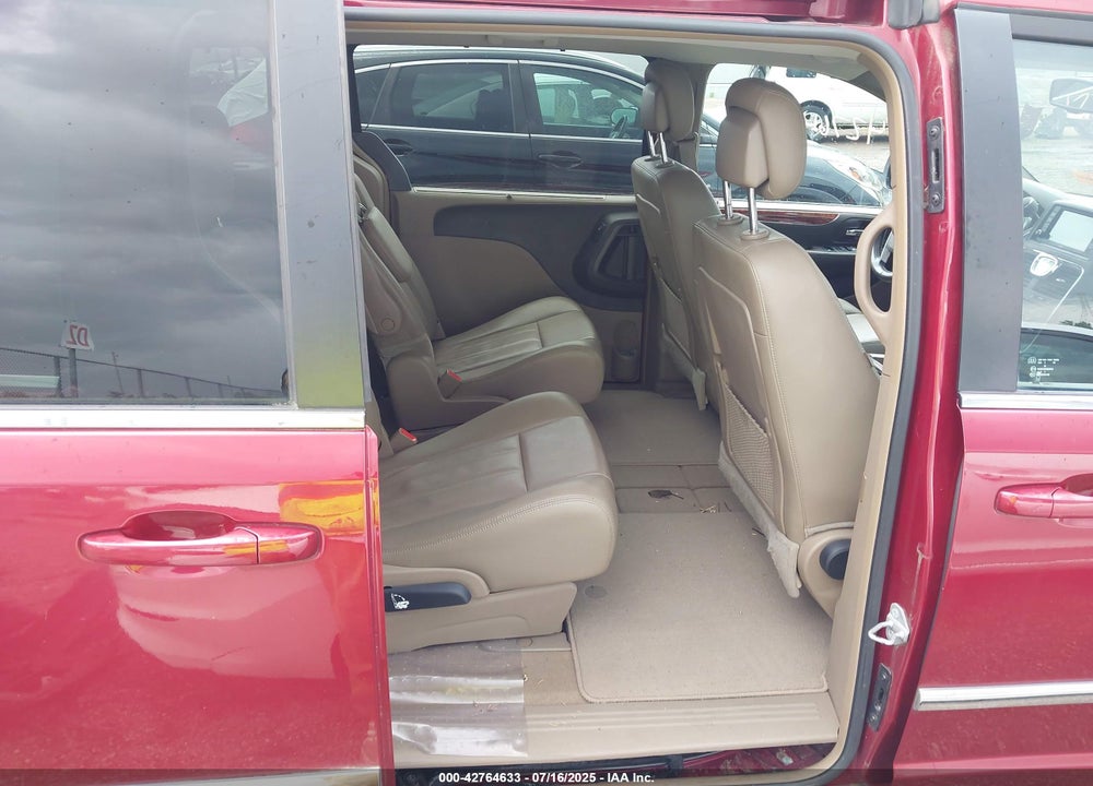 2014 CHRYSLER TOWN & COUNTRY TOURING VIN: 2C4RC1BG2ER417986