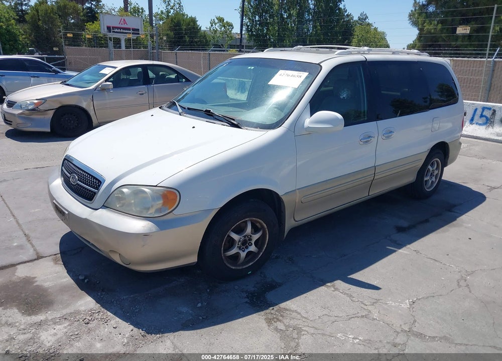 2005 KIA SEDONA EX/LX VIN: KNDUP131556621911