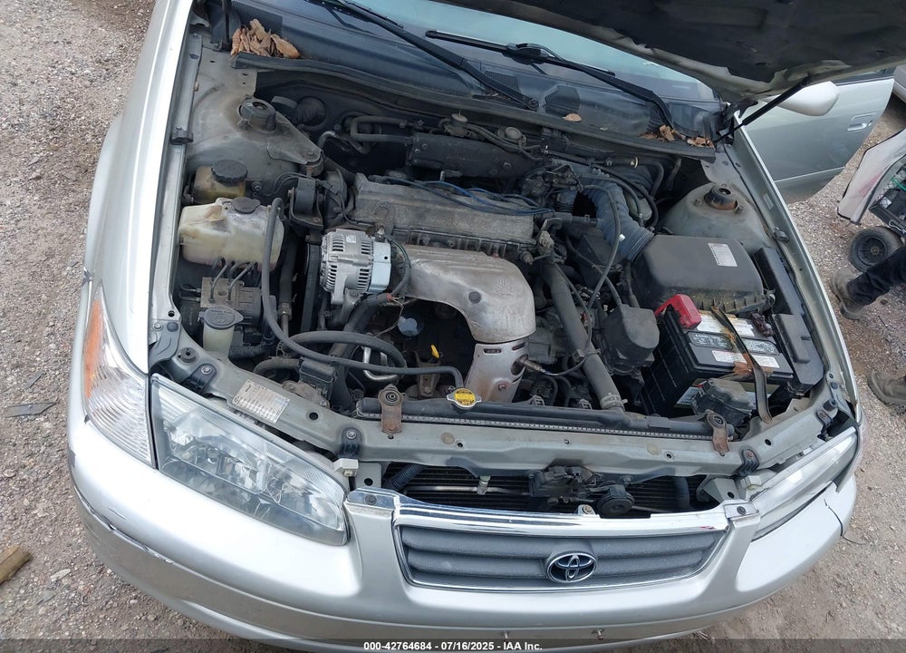 2001 TOYOTA CAMRY LE VIN: 4T1BG22K21U844495