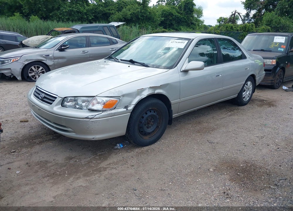 2001 TOYOTA CAMRY LE VIN: 4T1BG22K21U844495