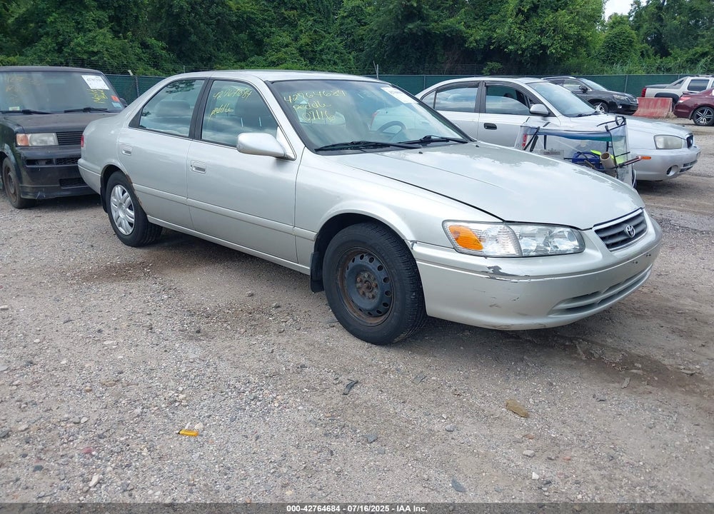 2001 TOYOTA CAMRY LE VIN: 4T1BG22K21U844495