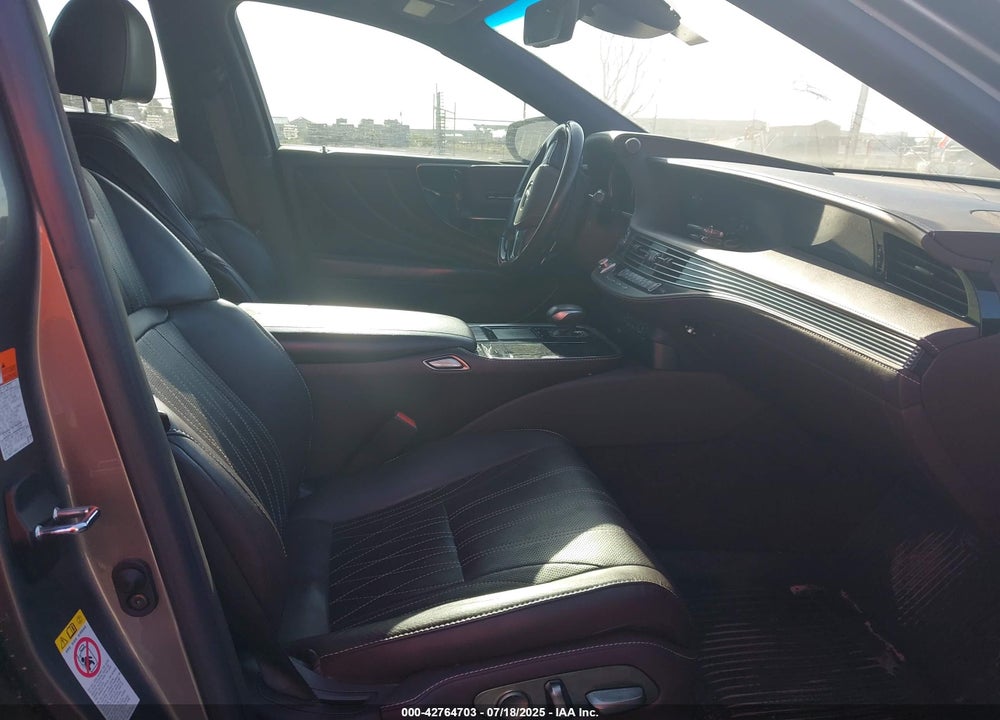 2018 LEXUS LS 500 VIN: JTHB51FF1J5004427