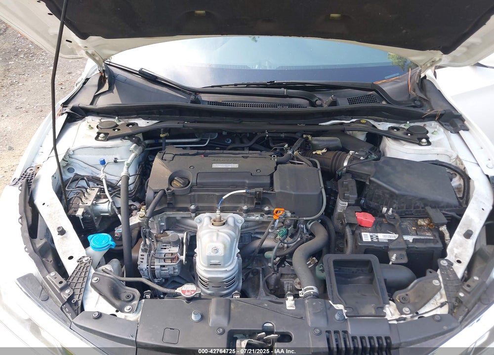 2016 HONDA ACCORD VIN: 1HGCR2F57GA125150