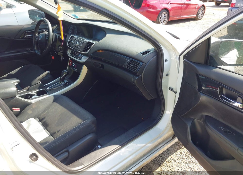 2013 HONDA ACCORD VIN: 1HGCR2F5XDA162270