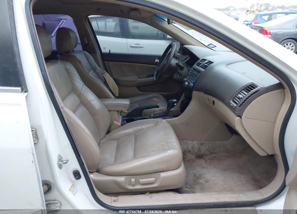 2006 HONDA ACCORD VIN: 1HGCM66506A073865