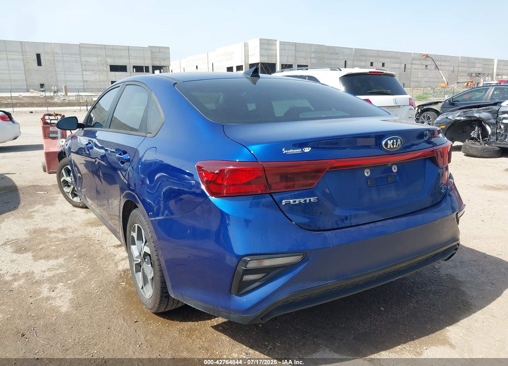 2021 KIA FORTE VIN: 3KPF24ADXME344249
