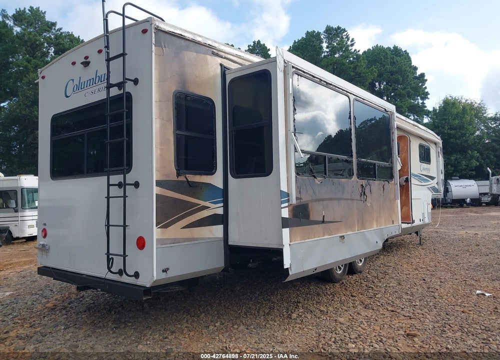 2022 PALOMINO COLUMBUS VIN: 4X4FCMP23N6013808