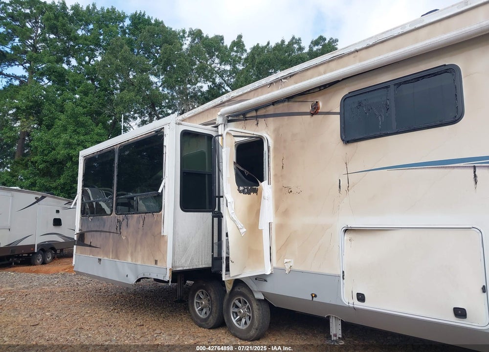 2022 PALOMINO COLUMBUS VIN: 4X4FCMP23N6013808