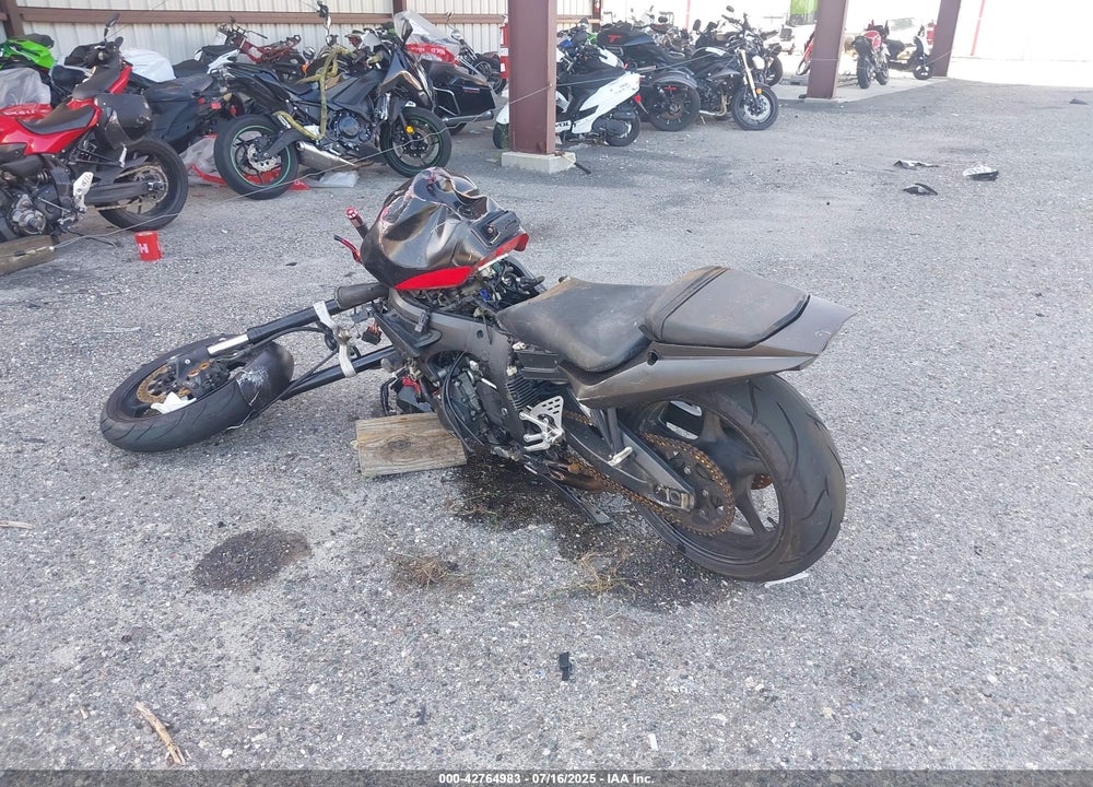 2005 YAMAHA YZFR6 L VIN: JYARJ06E05A023671