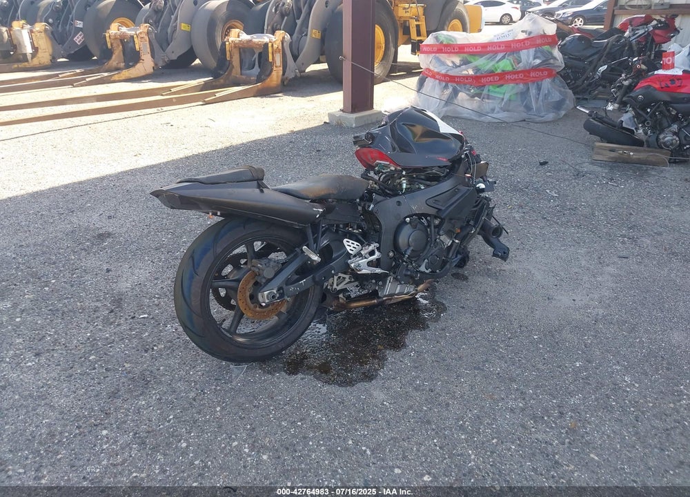 2005 YAMAHA YZFR6 L VIN: JYARJ06E05A023671