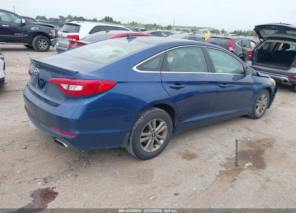 2015 HYUNDAI SONATA VIN: 5NPE24AFXFH184689