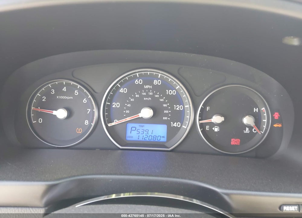 2010 HYUNDAI SANTA FE GLS VIN: 5NMSG3AB2AH348504