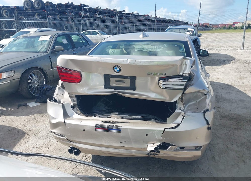 2014 BMW 3 SERIES VIN: WBA3A5G59ENP32918