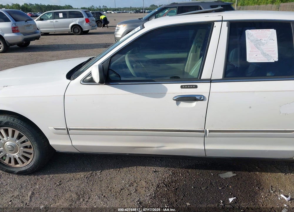 2006 MERCURY GRAND MARQUIS VIN: 2MHFM75VX6X627487