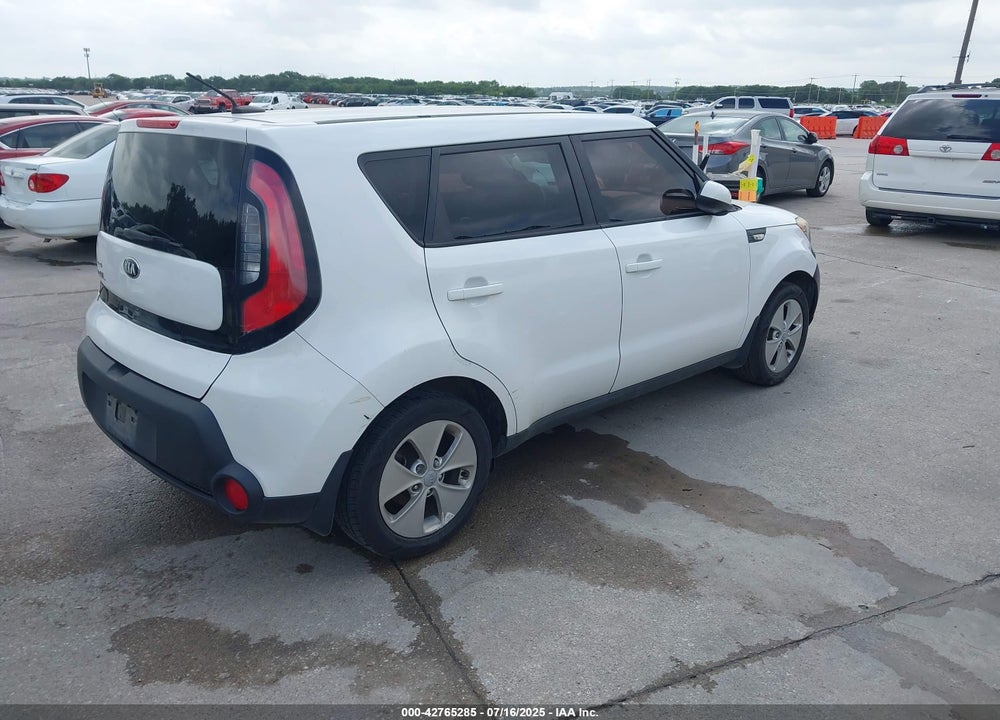 2014 KIA SOUL VIN: KNDJN2A26E7074717
