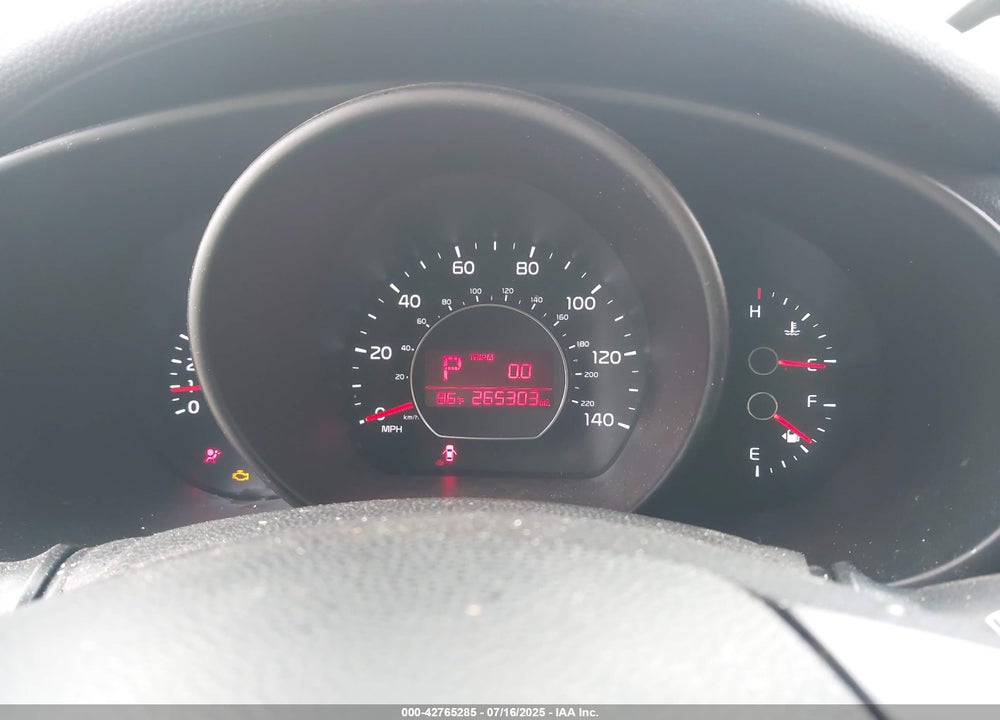 2014 KIA SOUL VIN: KNDJN2A26E7074717