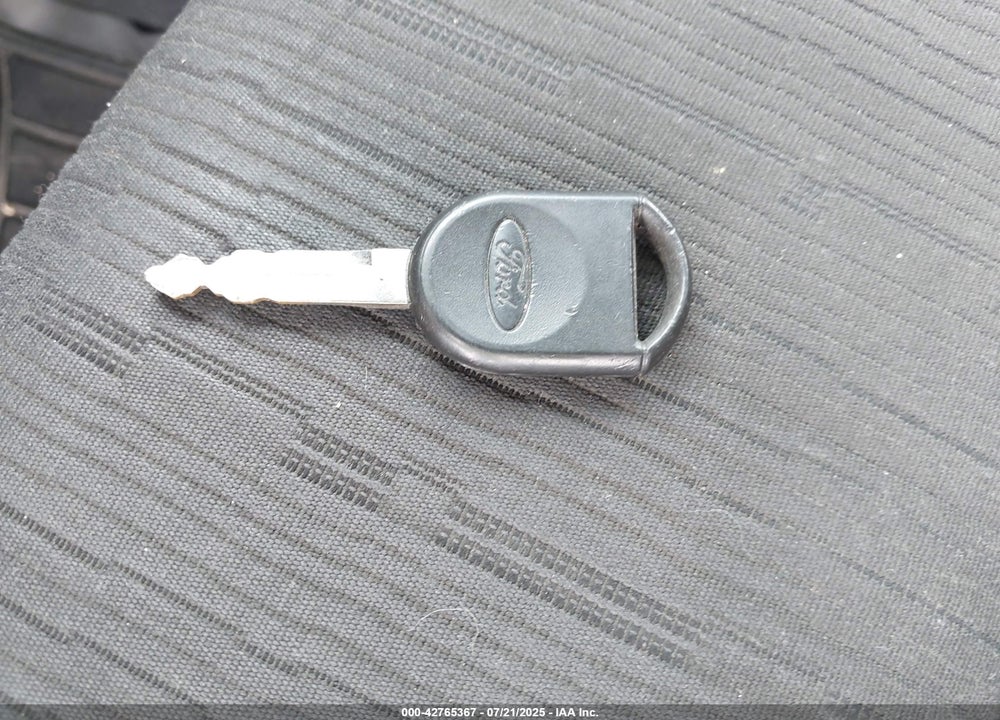 2008 FORD FOCUS SE/SES VIN: 1FAHP35N88W238438