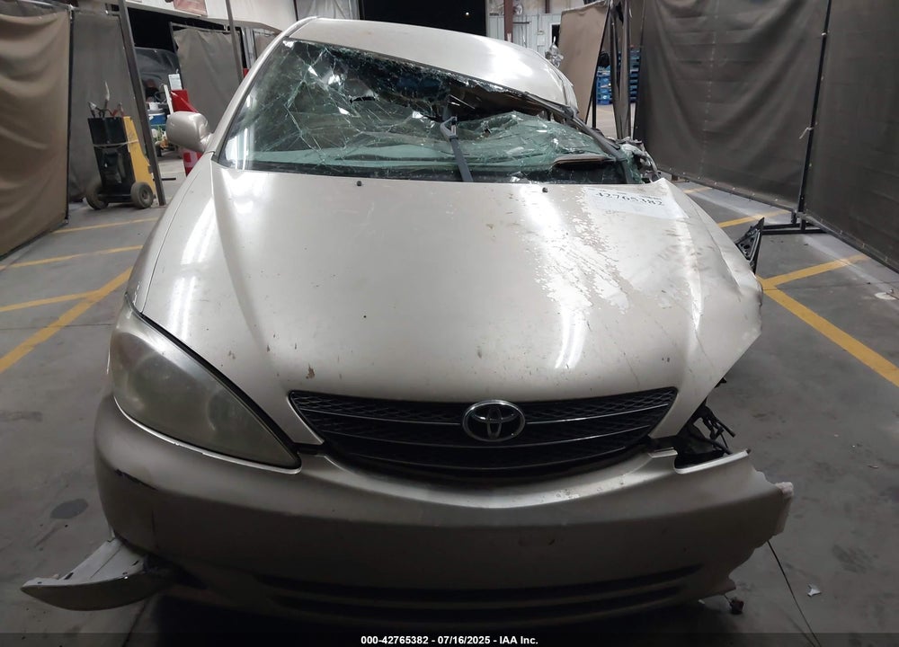 2004 TOYOTA CAMRY XLE VIN: 4T1BE32K44U341616