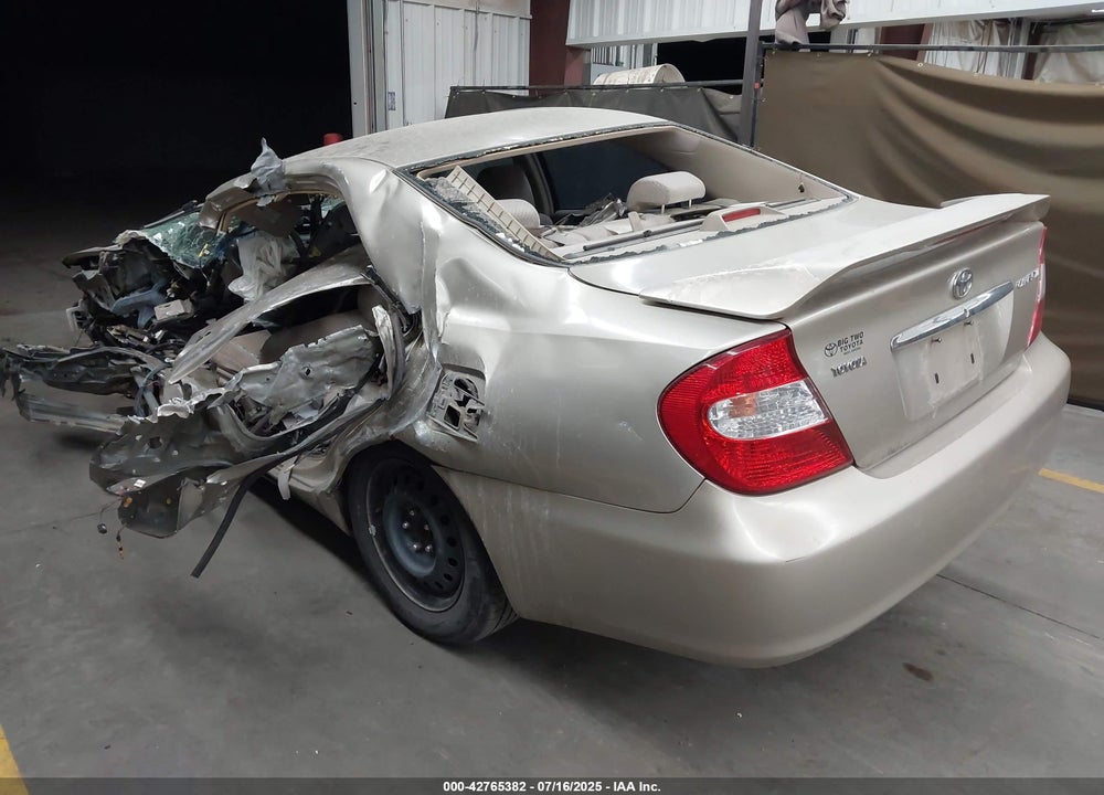 2004 TOYOTA CAMRY XLE VIN: 4T1BE32K44U341616