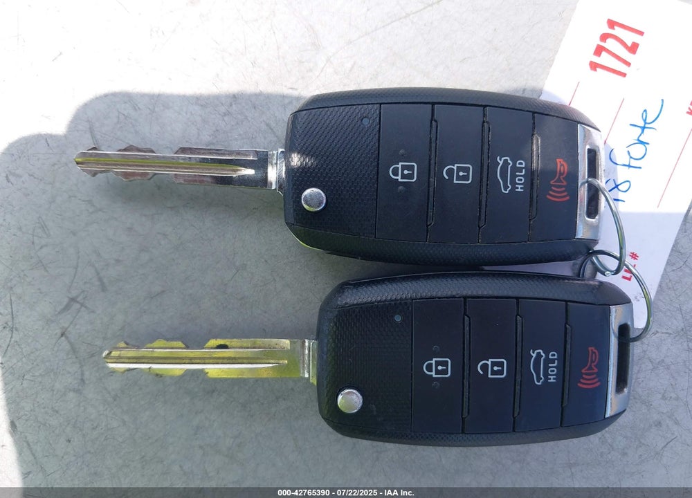 2018 KIA FORTE VIN: 3KPFL4A70JE262338