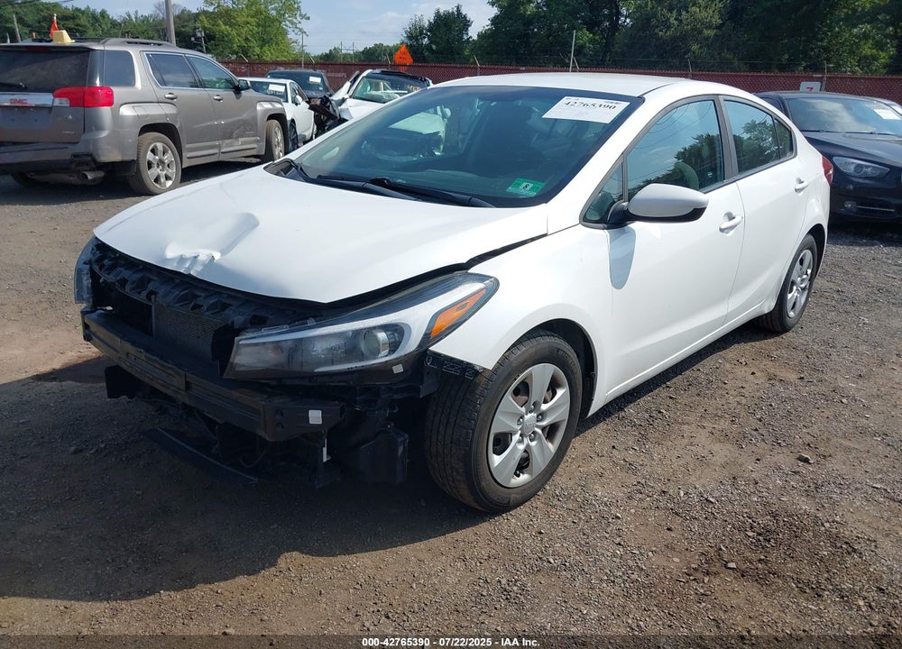 2018 KIA FORTE VIN: 3KPFL4A70JE262338