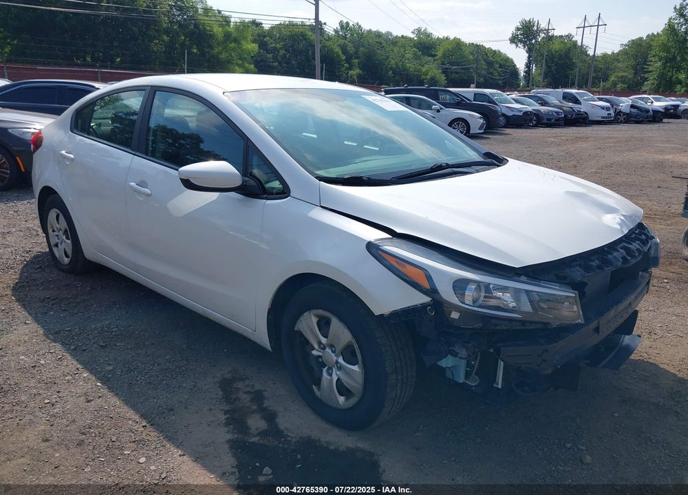 2018 KIA FORTE VIN: 3KPFL4A70JE262338