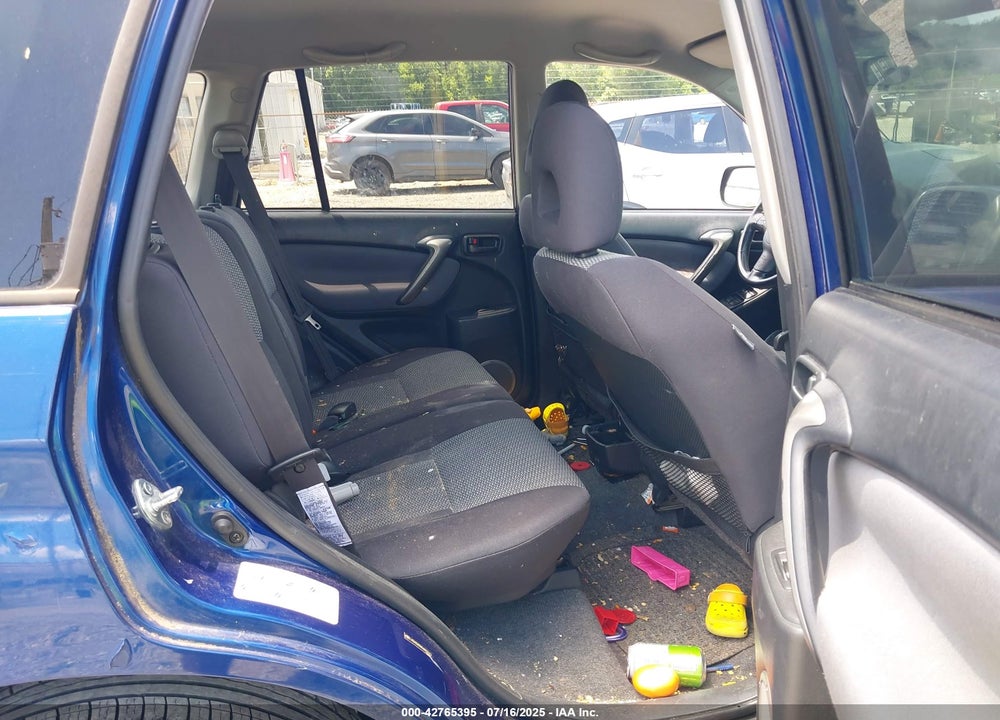 2005 TOYOTA RAV4 VIN: JTEHD20VX56032212