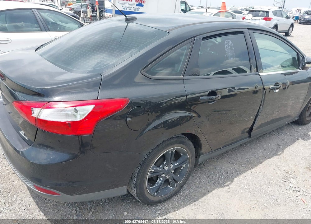 2014 FORD FOCUS VIN: 1FADP3F25EL447734