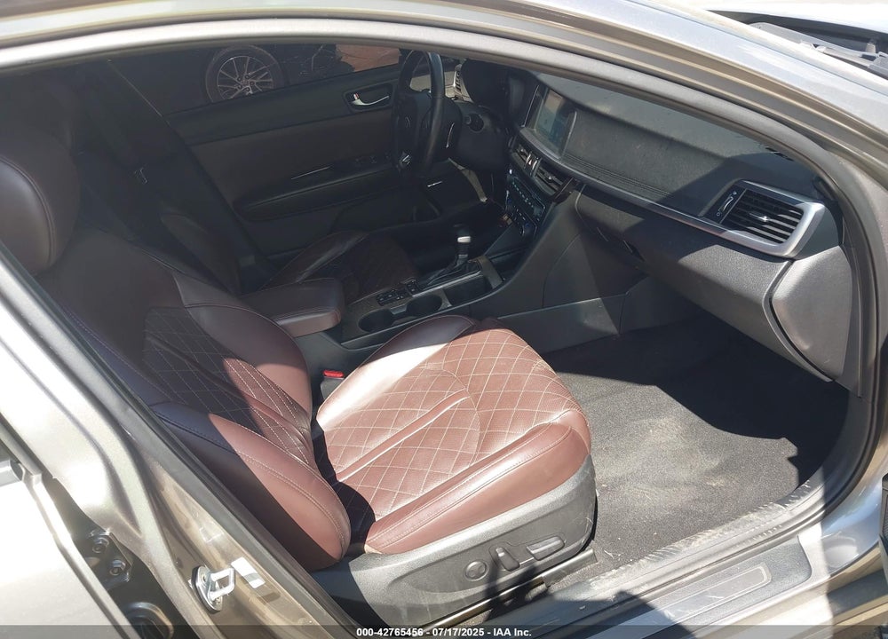 2016 KIA OPTIMA VIN: 5XXGV4L24GG047092