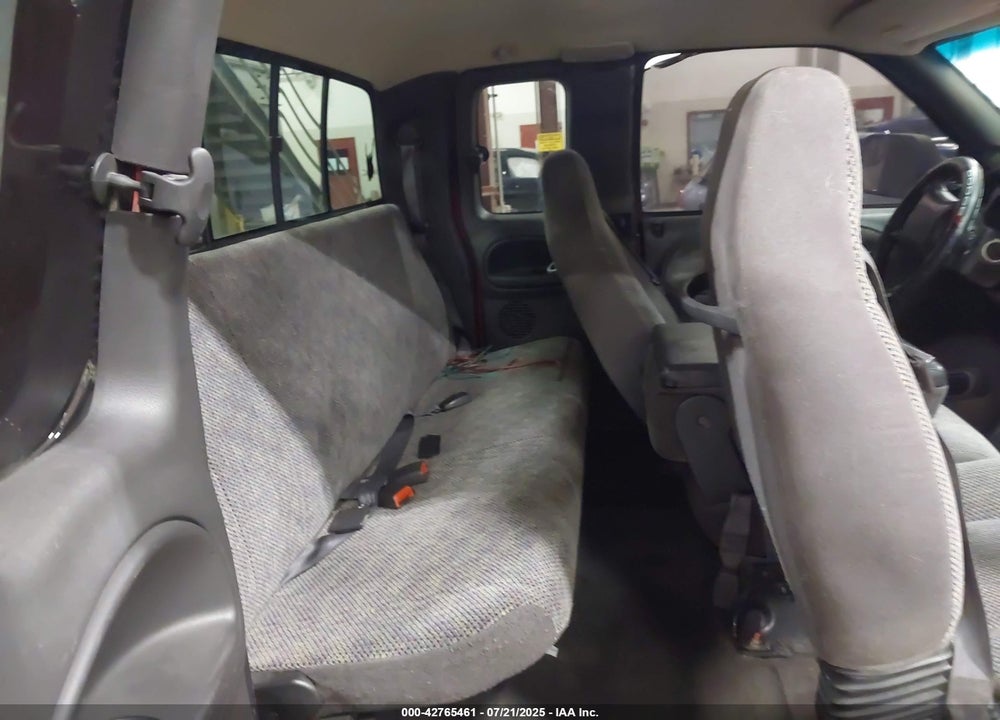 2000 DODGE RAM 1500 VIN: 1B7HF13Z8YJ102153