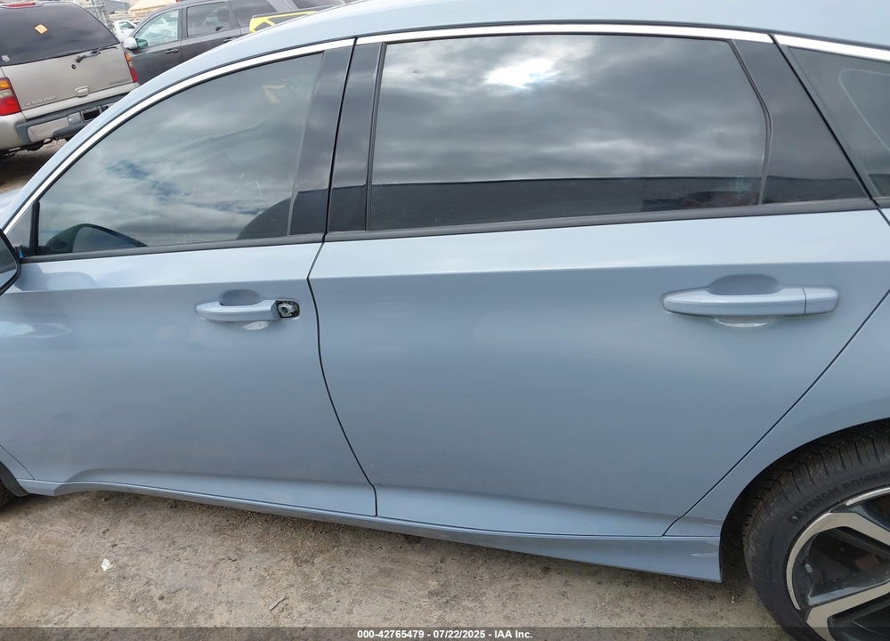 2022 HONDA ACCORD VIN: 1HGCV3F22NA027079