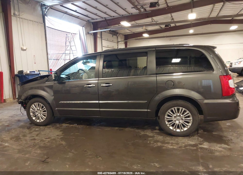 2016 CHRYSLER TOWN & COUNTRY TOURING-L VIN: 2C4RC1CG1GR303768