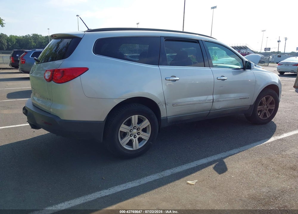 2009 CHEVROLET TRAVERSE VIN: 1GNER23D19S169233