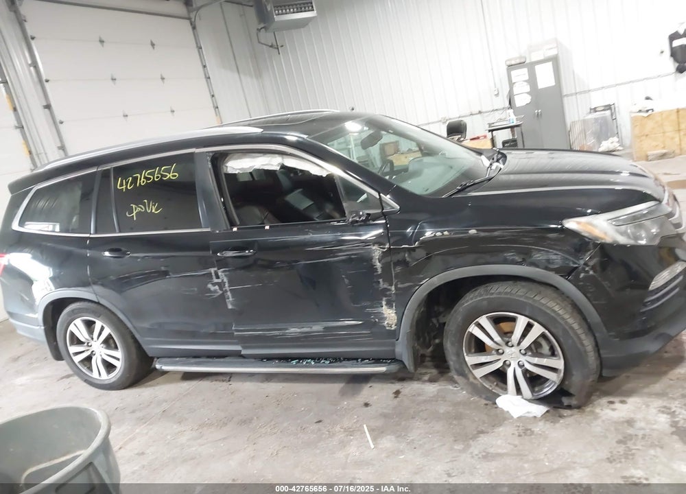 2018 HONDA PILOT VIN: 5FNYF5H54JB028286