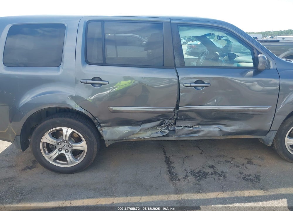 2012 HONDA PILOT VIN: 5FNYF3H69CB024444
