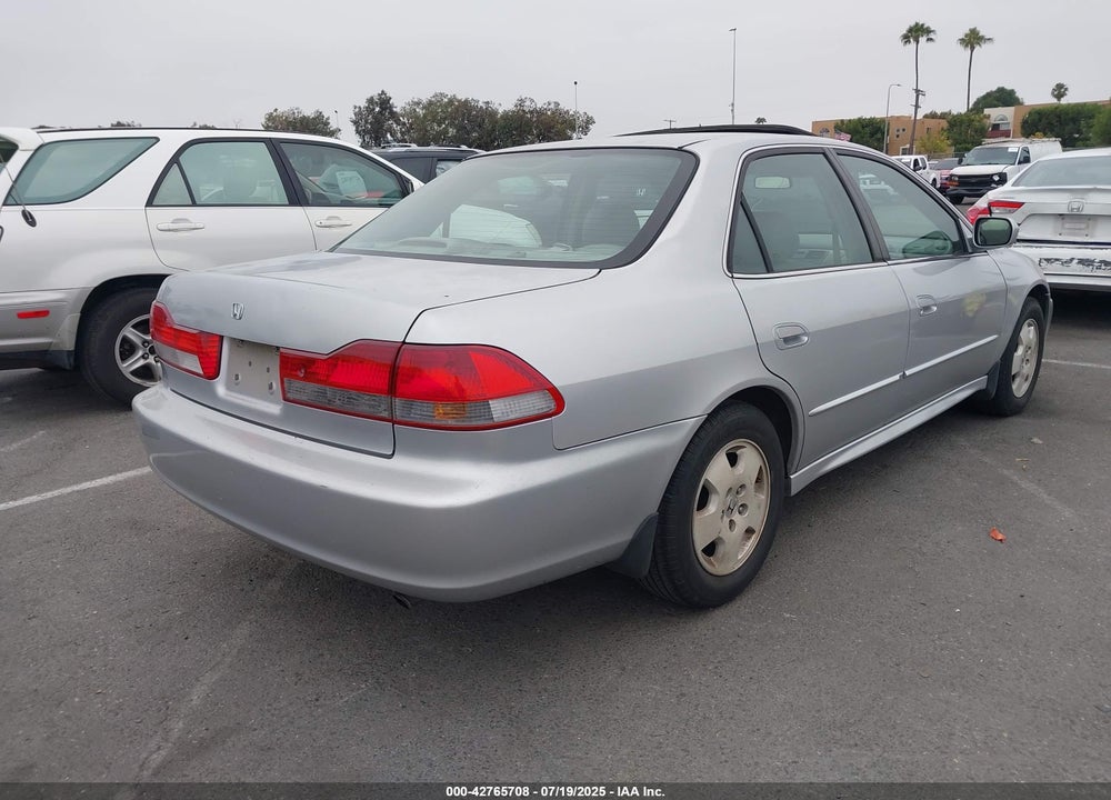 2002 HONDA ACCORD 3.0 EX VIN: 1HGCG16522A032934