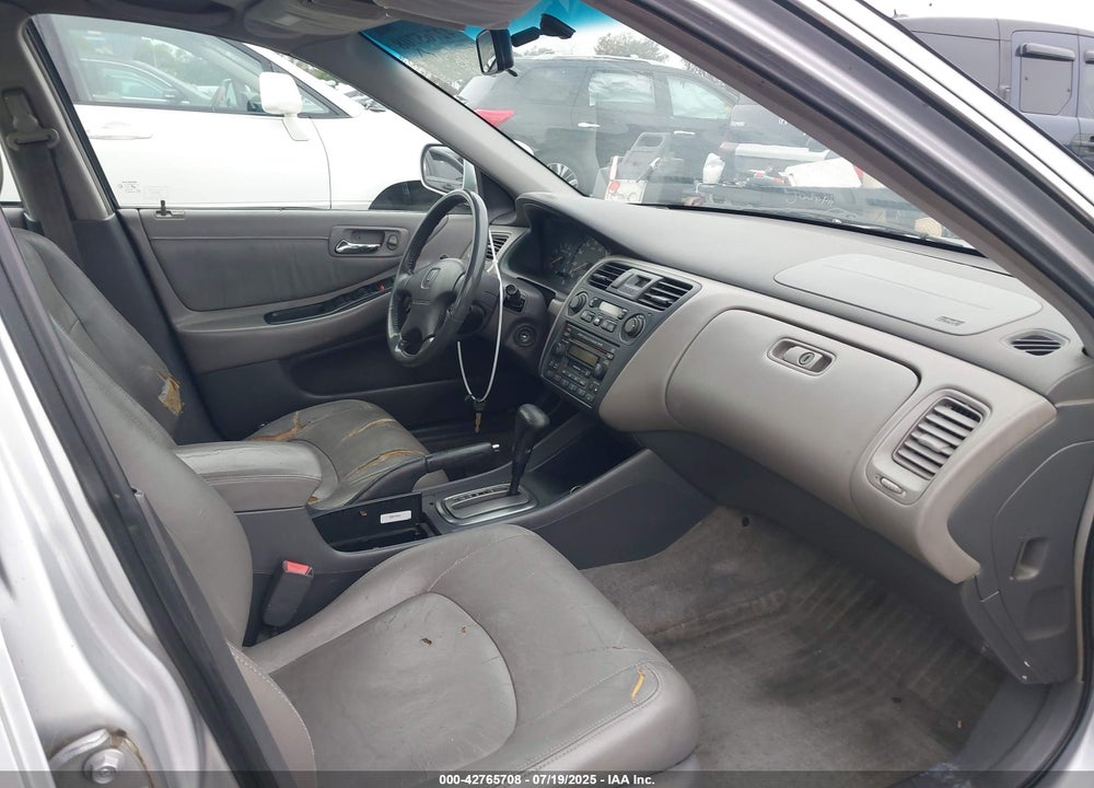 2002 HONDA ACCORD 3.0 EX VIN: 1HGCG16522A032934