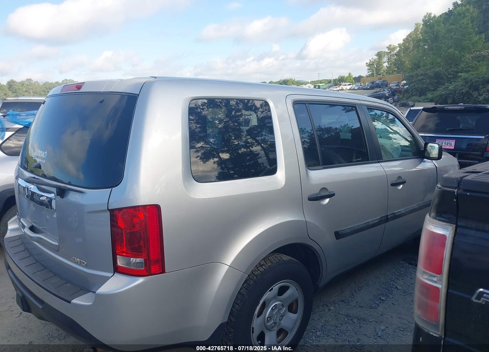 2015 HONDA PILOT VIN: 5FNYF4H22FB023353