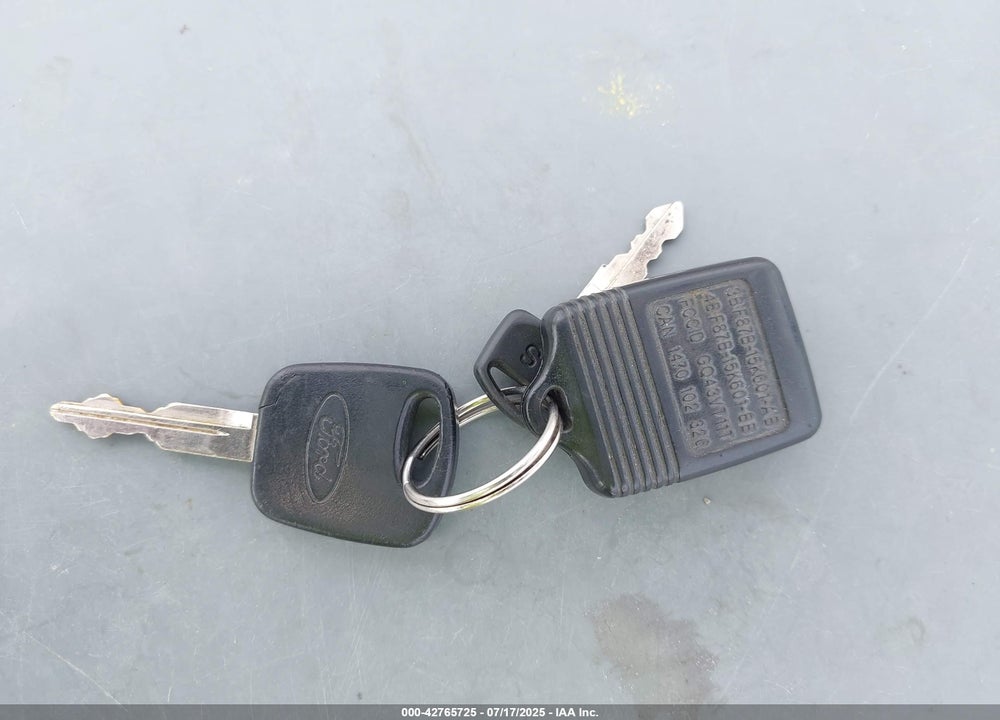 2002 FORD FOCUS SE/SE COMFORT/ZTW/SE SPRT VIN: 1FAFP36352W289293