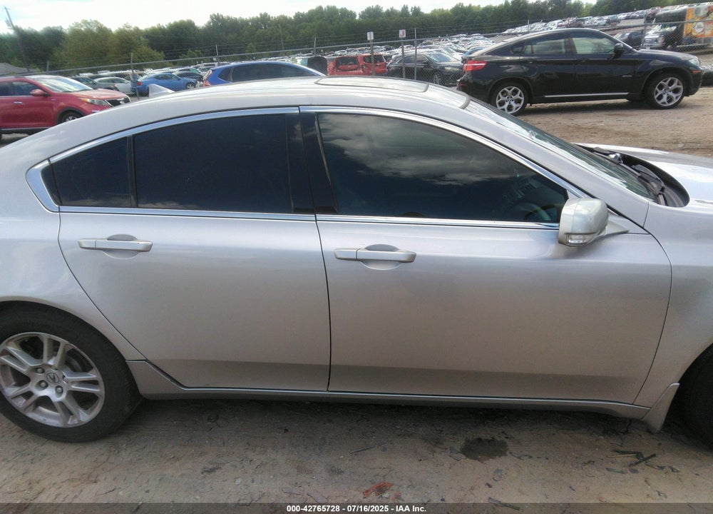 2011 ACURA TL VIN: 19UUA8F22BA003356