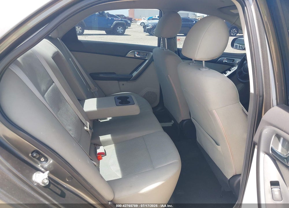 2013 KIA FORTE VIN: KNAFU4A21D5730320