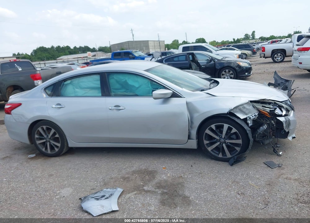 2017 NISSAN ALTIMA VIN: 1N4BL3AP0HC158559