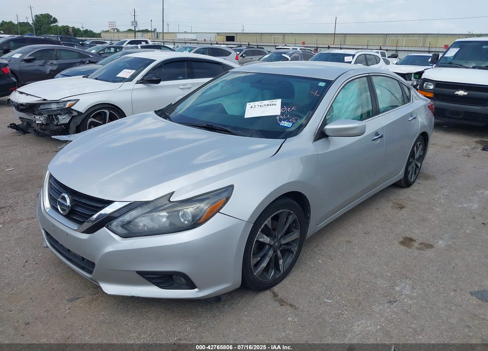 2017 NISSAN ALTIMA VIN: 1N4BL3AP0HC158559