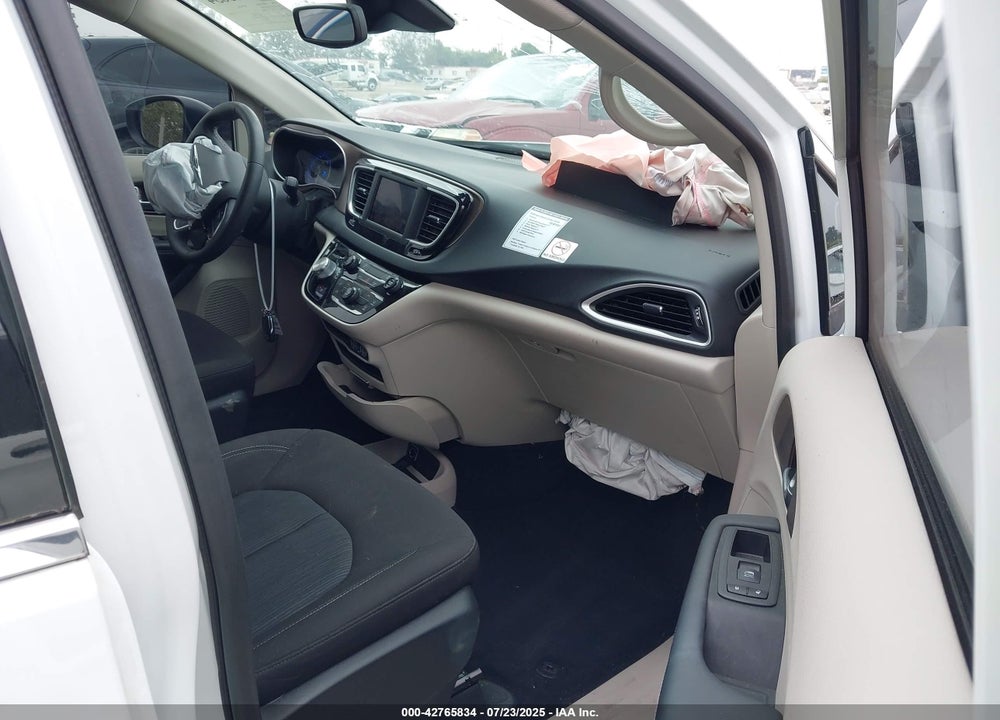 2024 CHRYSLER VOYAGER LX VIN: 2C4RC1CGXRR106794