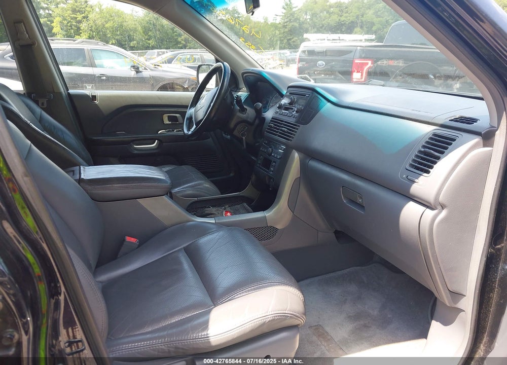 2004 HONDA PILOT EX-L VIN: 2HKYF18574H508045
