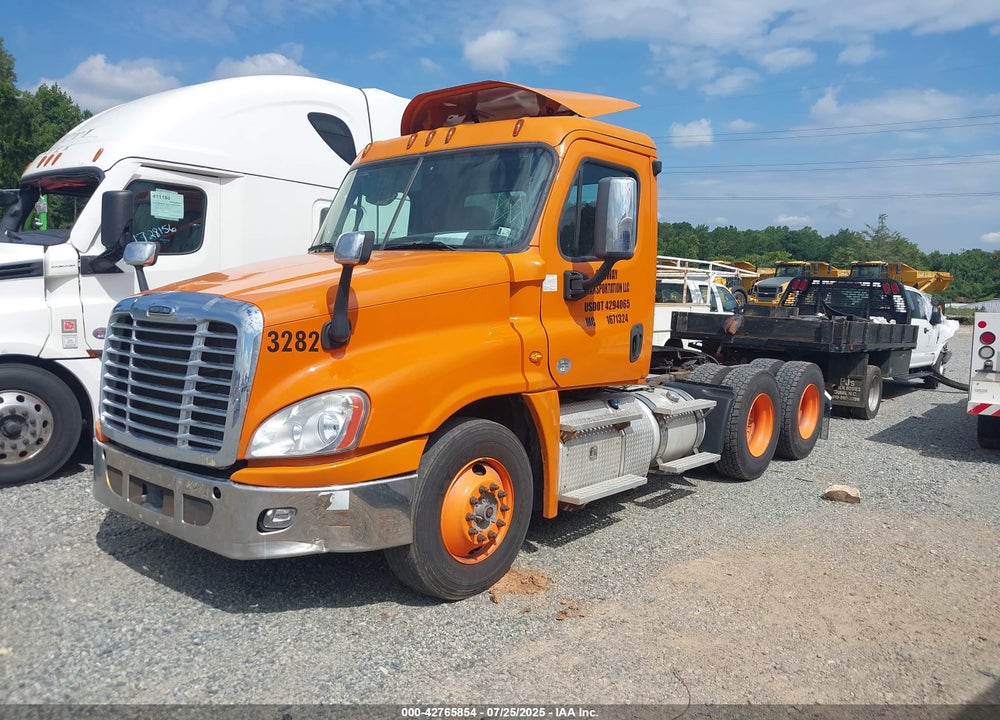 2017 FREIGHTLINER CASCADIA 125 VIN: 3AKJGEDV5HSJA2836