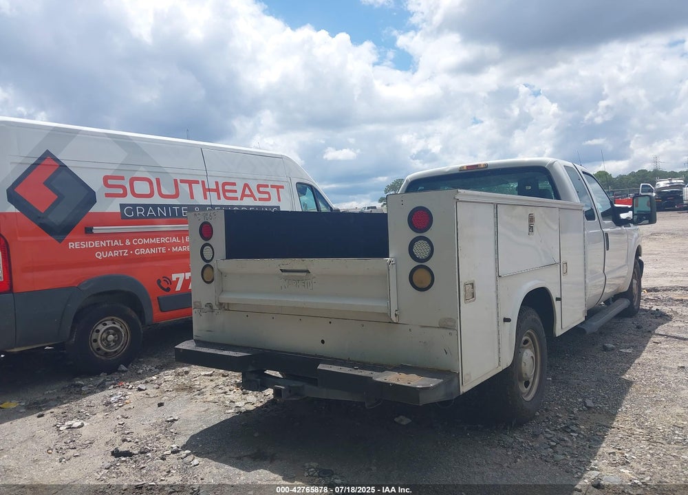 2013 FORD F-250 VIN: 1FT7X2A66DEB52821