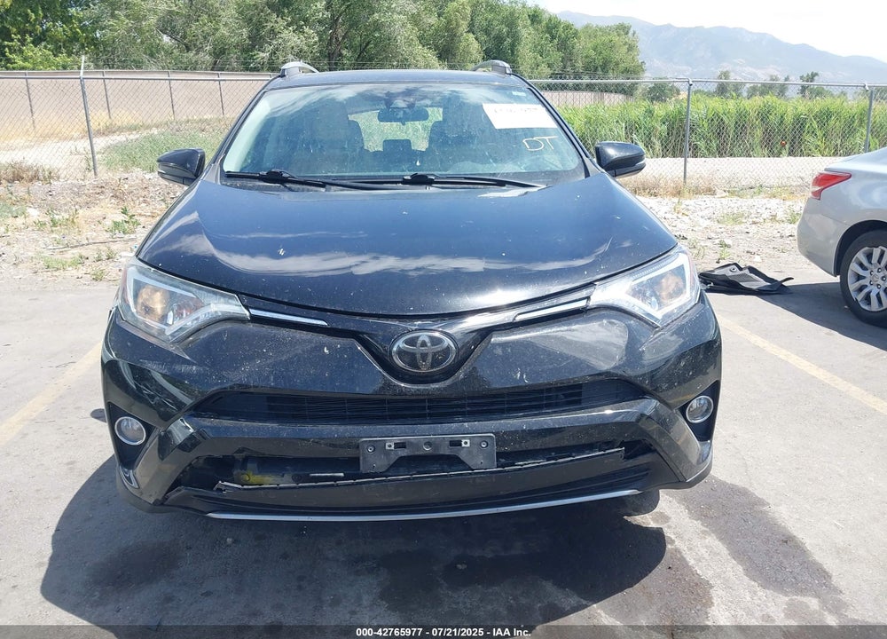 2018 TOYOTA RAV4 VIN: 2T3RFREV0JW716764